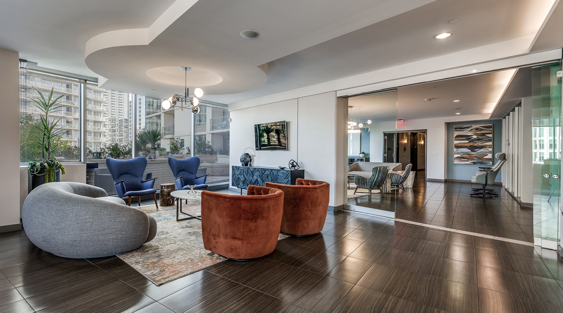 Stylish High-Rise Apartment Living Stylish High-Rise Apartment Living